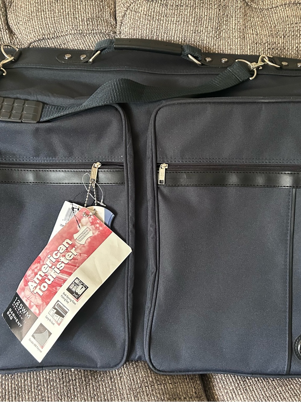 Vintage American Tourister Navy blue Men’s suitcase!